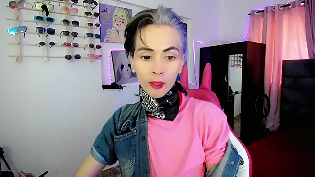 Snapshot of Sweet_Jack1 chatting on March 20, 7:04 pm Sweet Jack1 online show from March 20, 7:04 pm