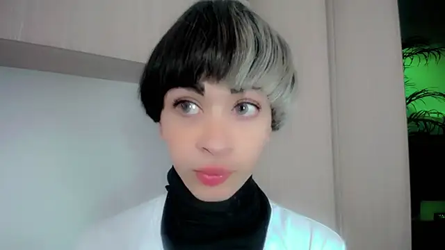 Snapshot of Sweet_Jack1 chatting on October 12, 1:34 pm Sweet Jack1 online show from October 12, 1:34 pm