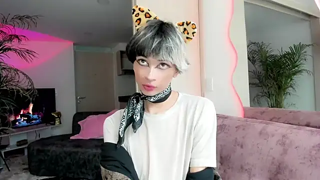 Snapshot of Sweet_Jack1 chatting on October 8, 8:42 pm Sweet Jack1 online show from October 8, 8:42 pm
