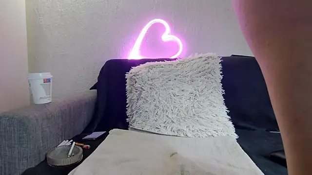 AlishyaJoi online show from December 17, 7:08 pm