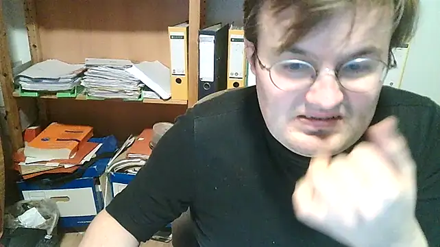 makau1 online show from December 3, 7:50 pm