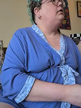 PotOfGreer online show from April 2, 2:24 pm