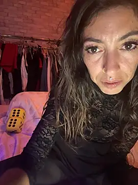 amanilouve online show from March 18, 9:48 pm