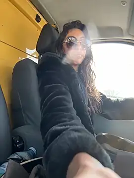 amanilouve online show from March 5, 10:12 am