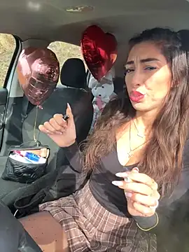 amanilouve online show from February 16, 12:48 pm