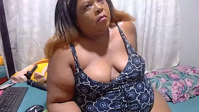 MatureBootyBabe4Uxx online show from April 2, 1:46 am