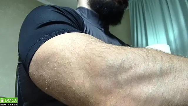 Snapshot of Kurt_Stone1 chatting on October 21, 5:12 pm Kurt Stone1 online show from October 21, 5:12 pm