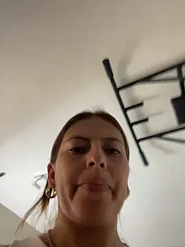 ROSE  15 online show from November 3, 8:01 pm