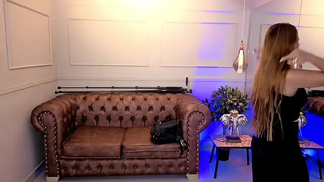 ROSE  15 online show from November 5, 8:01 pm