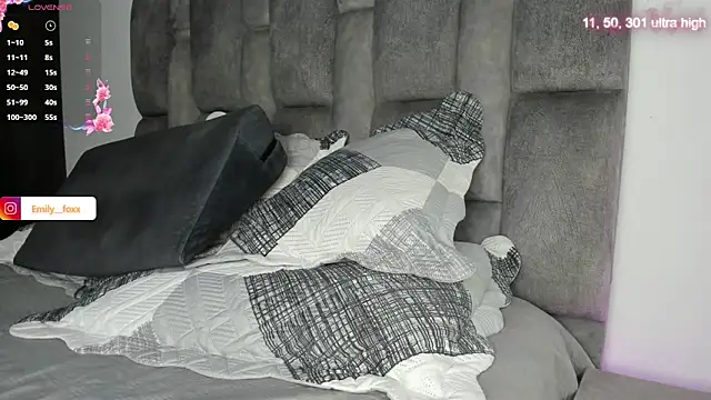 emily fox1 online show from March 3, 10:33 am