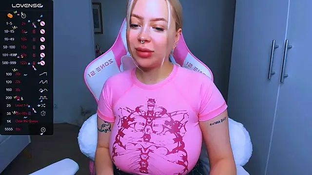 MonaLauu online show from December 20, 1:47 am