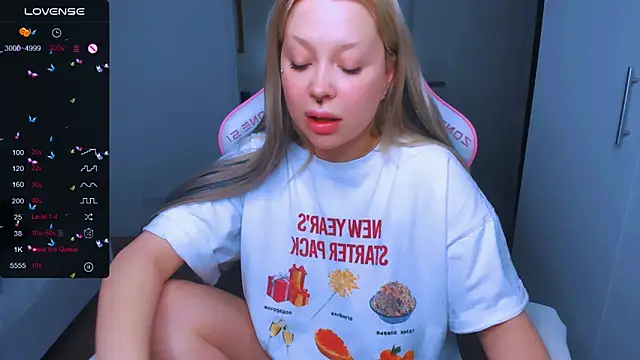 MonaLauu online show from January 16, 2:51 am