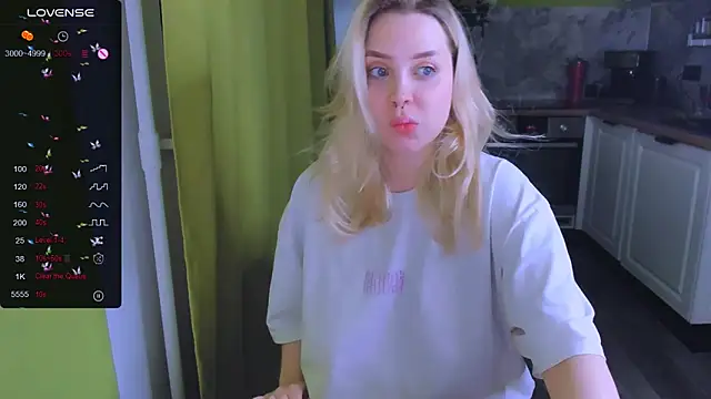 MonaLauu online show from November 22, 8:08 pm