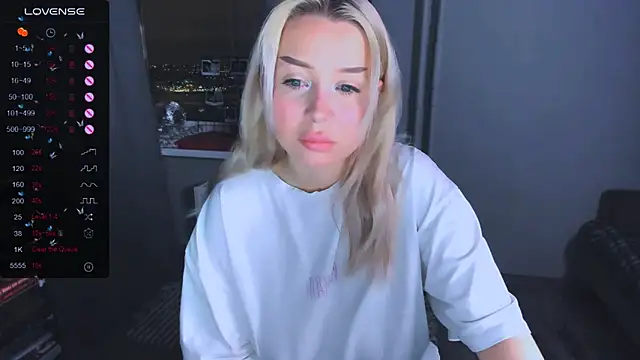 MonaLauu online show from January 15, 3:43 am