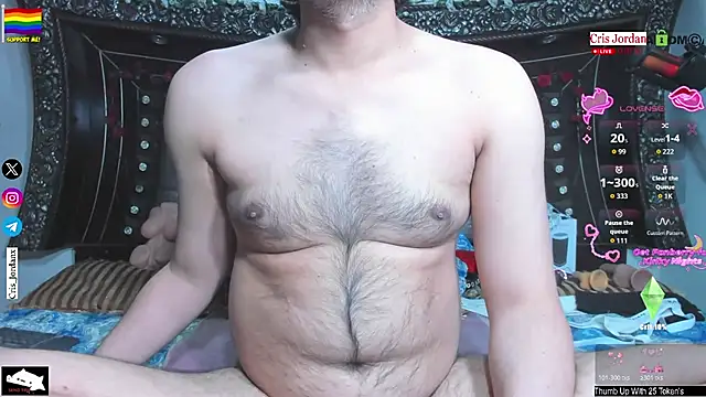 Snapshot of CrisJordan_Hot chatting on November 16, 12:48 am CrisJordan Hot online show from November 16, 12:48 am