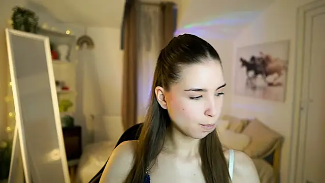 Snapshot of Abella_Danger_X chatting on February 12, 11:21 am Abella Danger X online show from February 12, 11:21 am