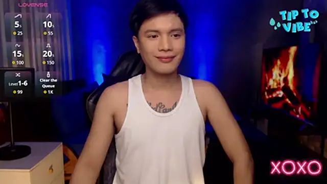 xjakolitox online show from November 26, 7:41 am