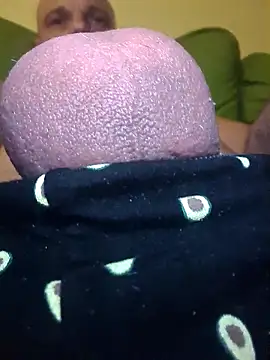 Ladyshaker82 online show from April 10, 1:56 am