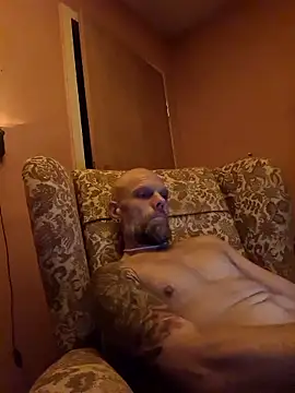 Ladyshaker82 online show from November 6, 4:05 am