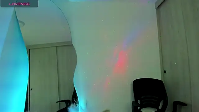 SussiVega online show from September 22, 11:22 pm