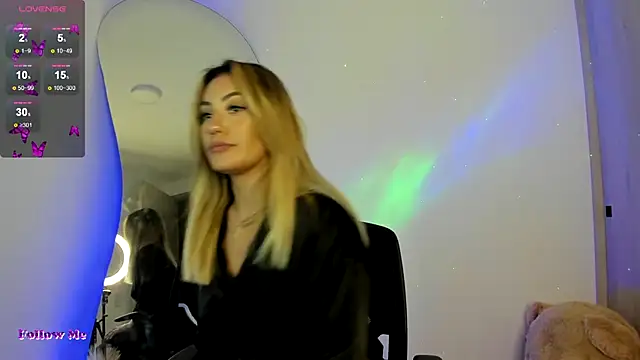 SussiVega online show from March 7, 11:38 pm