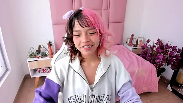 katalina garcia online show from January 8, 3:51 pm