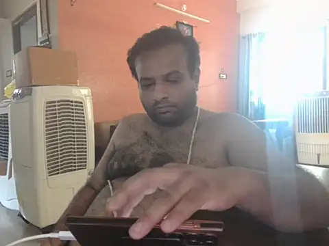 Snapshot of sura11311 chatting on June 8, 7:20 am sura11311 online show from June 8, 7:20 am