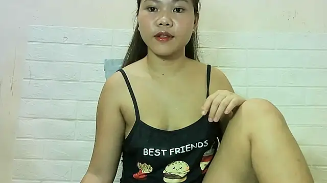 wildestsweetie online show from January 9, 11:17 am