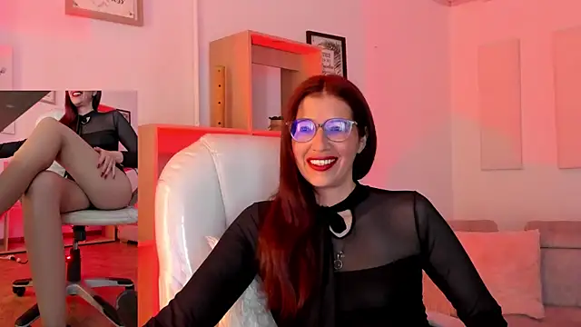 Snapshot of Antonnella_3 chatting on October 11, 12:50 pm Antonnella 3 online show from October 11, 12:50 pm