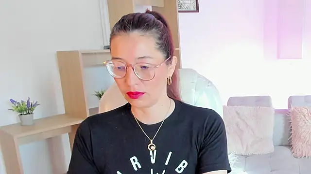 Snapshot of Antonnella_3 chatting on September 22, 12:33 pm Antonnella 3 online show from September 22, 12:33 pm