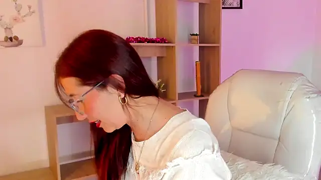 Snapshot of Antonnella_3 chatting on November 1, 1:05 pm Antonnella 3 online show from November 1, 1:05 pm