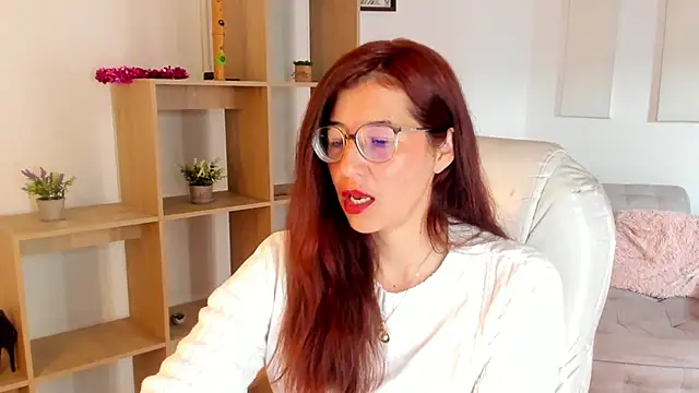 Snapshot of Antonnella_3 chatting on October 23, 1:10 pm Antonnella 3 online show from October 23, 1:10 pm