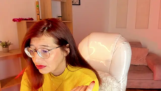 Snapshot of Antonnella_3 chatting on October 26, 12:27 pm Antonnella 3 online show from October 26, 12:27 pm