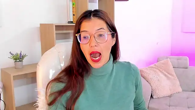 Snapshot of Antonnella_3 chatting on September 26, 1:18 pm Antonnella 3 online show from September 26, 1:18 pm