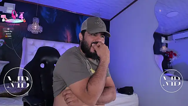 MichaelBear  online show from February 5, 1:40 pm