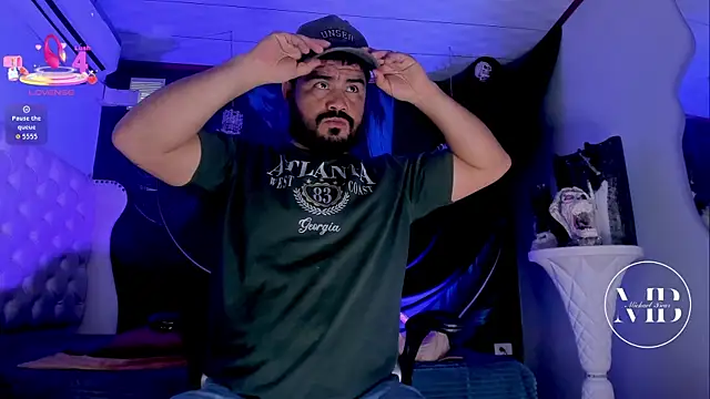 MichaelBear  online show from October 29, 2:38 pm