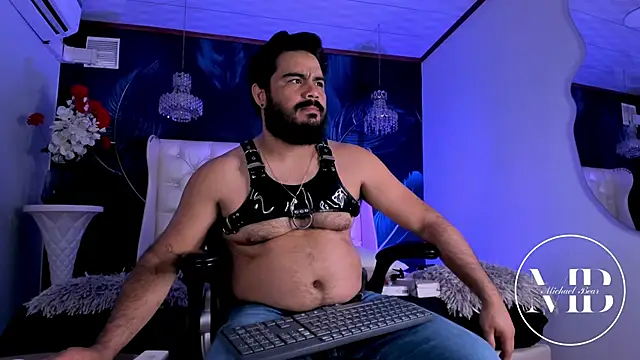 MichaelBear  online show from February 8, 12:03 pm