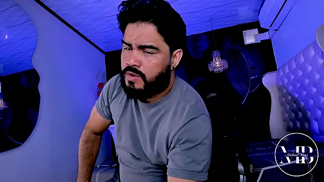 MichaelBear  online show from February 26, 1:33 pm