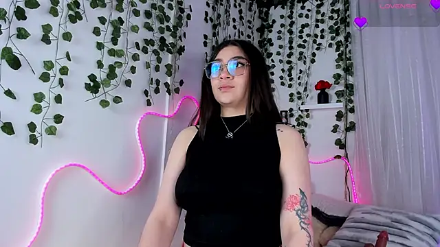 Samii Evans online show from July 25, 4:42 am