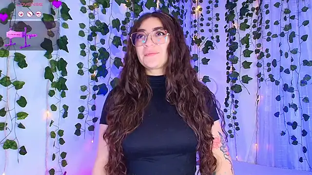 Samii Evans online show from February 22, 4:37 am