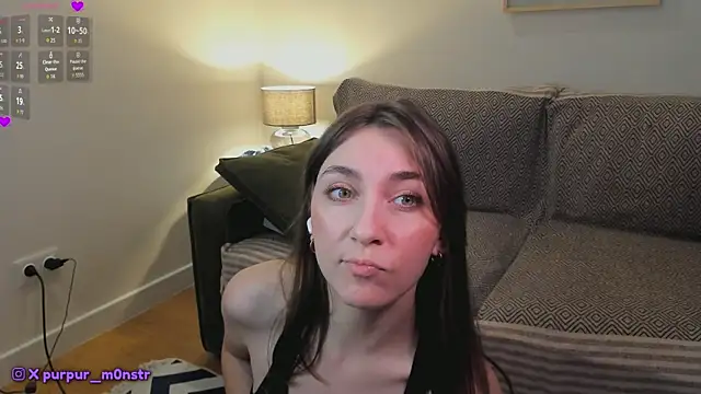 Snapshot of purpurmonstr chatting on December 3, 4:39 pm purpurmonstr online show from December 3, 4:39 pm