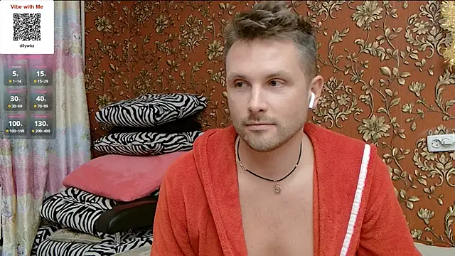 MartinBrandon online show from October 18, 5:37 pm