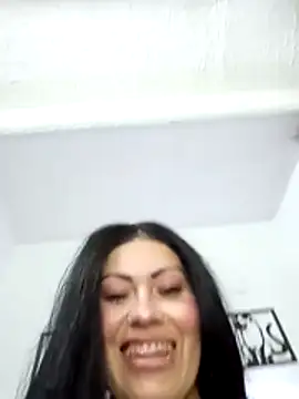 Snapshot of Tania_mature chatting on May 15, 4:49 pm Tania mature online show from May 15, 4:49 pm