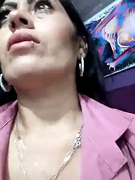 Snapshot of Tania_mature chatting on March 18, 6:17 pm Tania mature online show from March 18, 6:17 pm