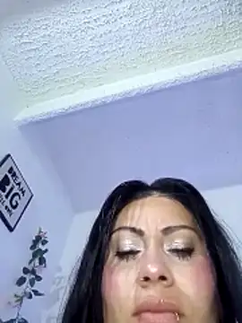 Tania mature online show from March 25, 5:45 pm