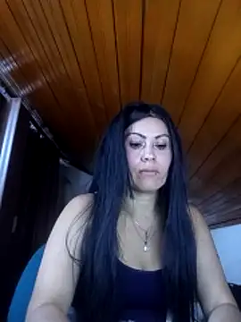 Tania mature online show from April 13, 6:01 pm