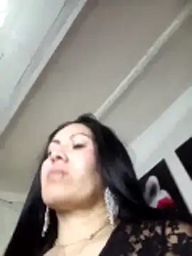 Tania mature online show from April 1, 5:32 pm