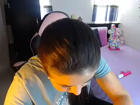 Snapshot of violeta_campbell chatting on February 22, 8:09 pm violeta campbell online show from February 22, 8:09 pm
