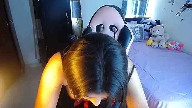 violeta campbell online show from January 8, 8:04 pm