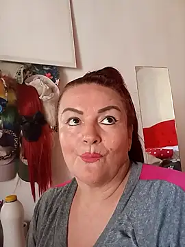Snapshot of antonela_ladiabla chatting on October 21, 2:27 pm antonela ladiabla online show from October 21, 2:27 pm